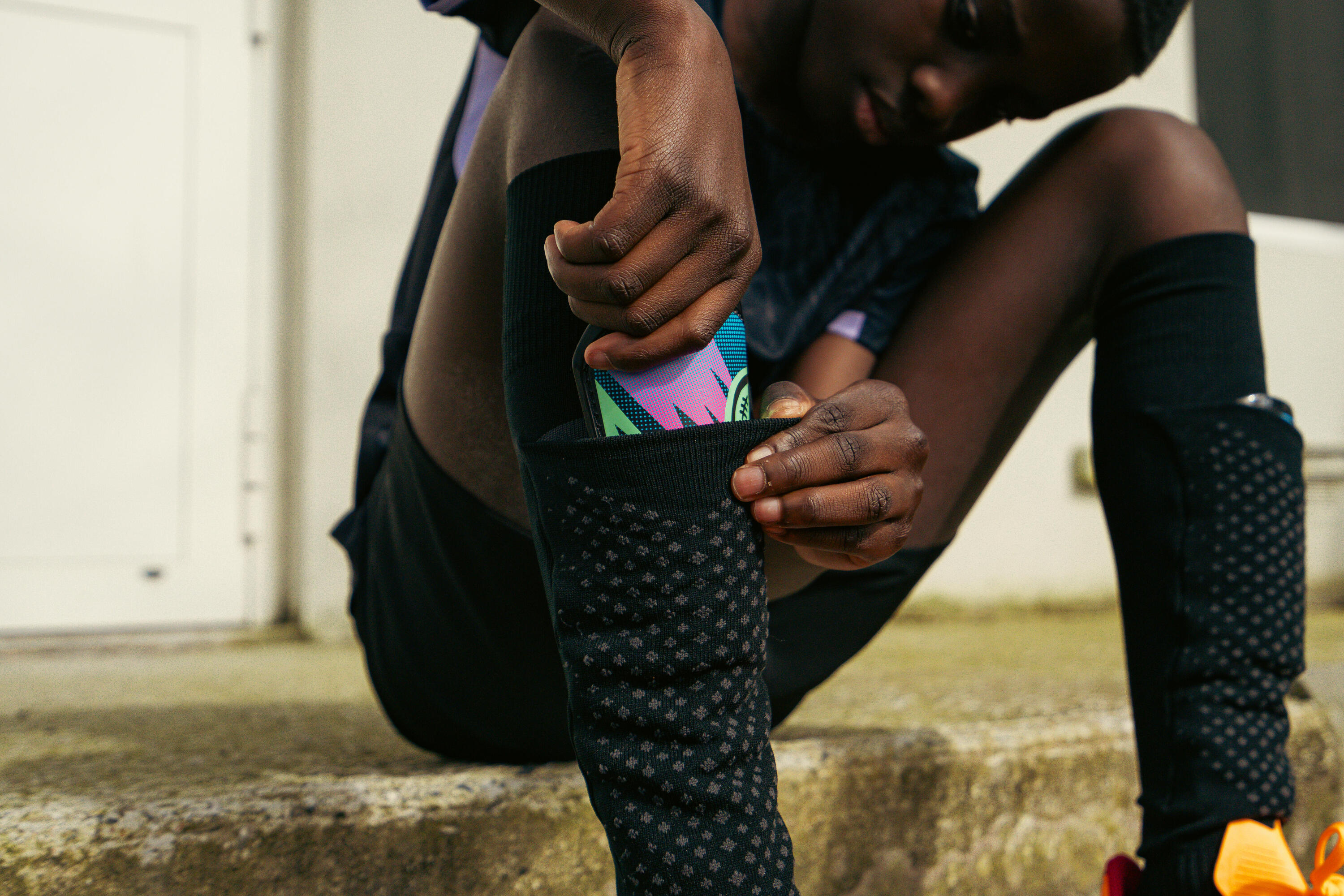 CHAUSSETTES DE FOOTBALL ENFANT EASY POCKET NOIRE 10/16