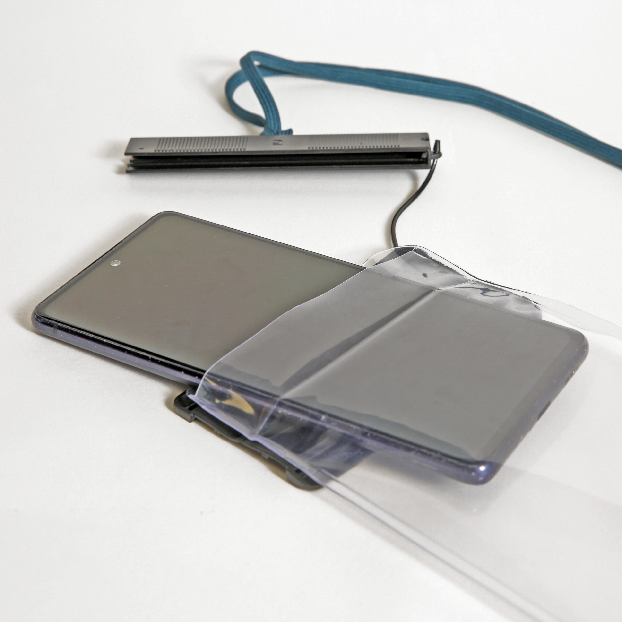 Funda de natación estanca IPX8 Decathlon