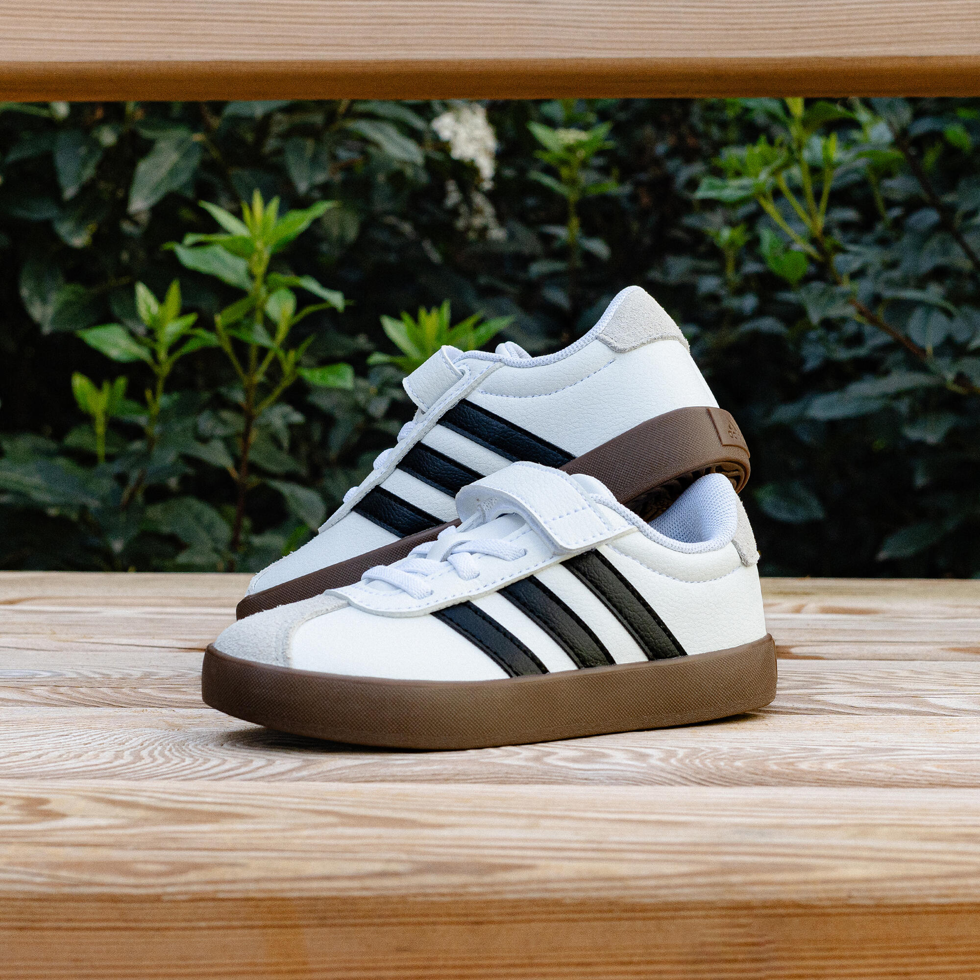 Sneakers ADIDAS bambino VL COURT bianco-nero-grigio dal 28 al 34 11/16