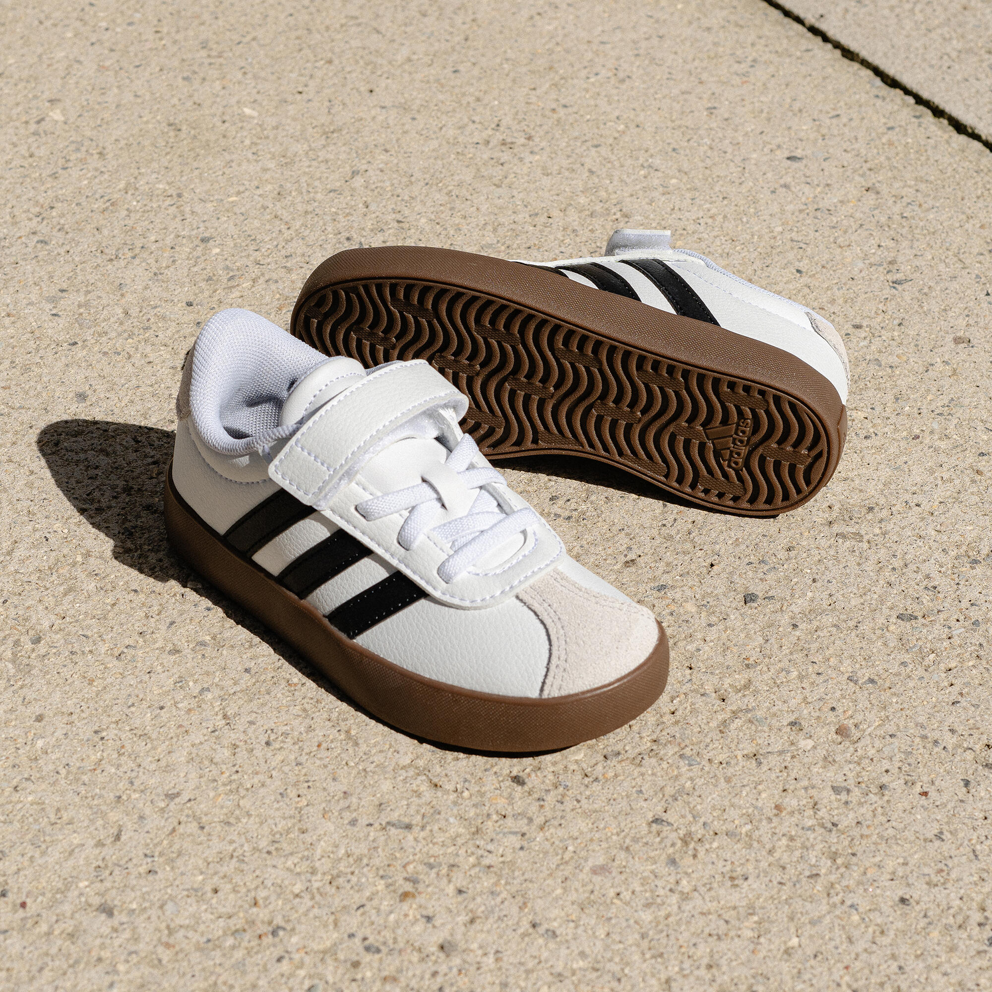 Sneakers ADIDAS bambino VL COURT bianco-nero-grigio dal 28 al 34 10/16
