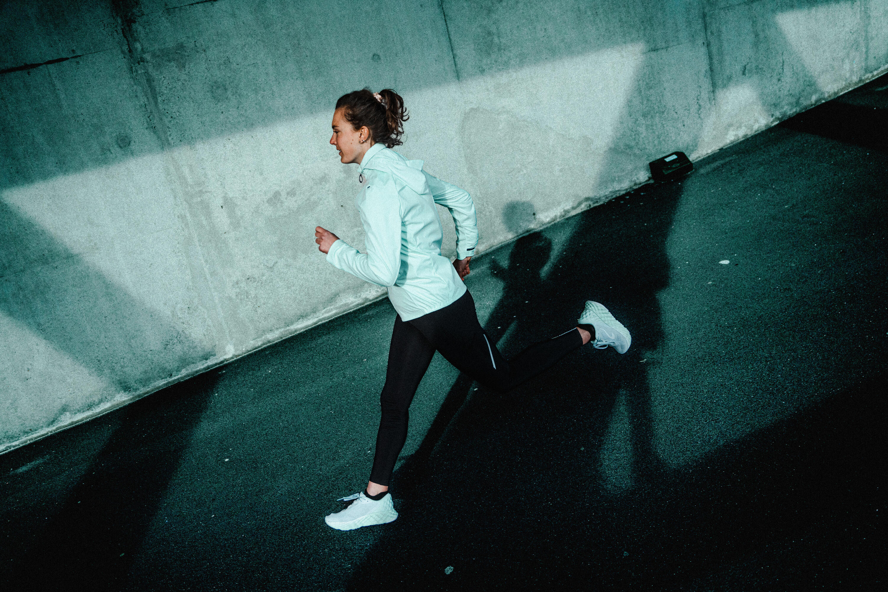 Kadın Koşu Ceketi - Açık Yeşil - Kiprun RUN 900 Warm Regul 11/12