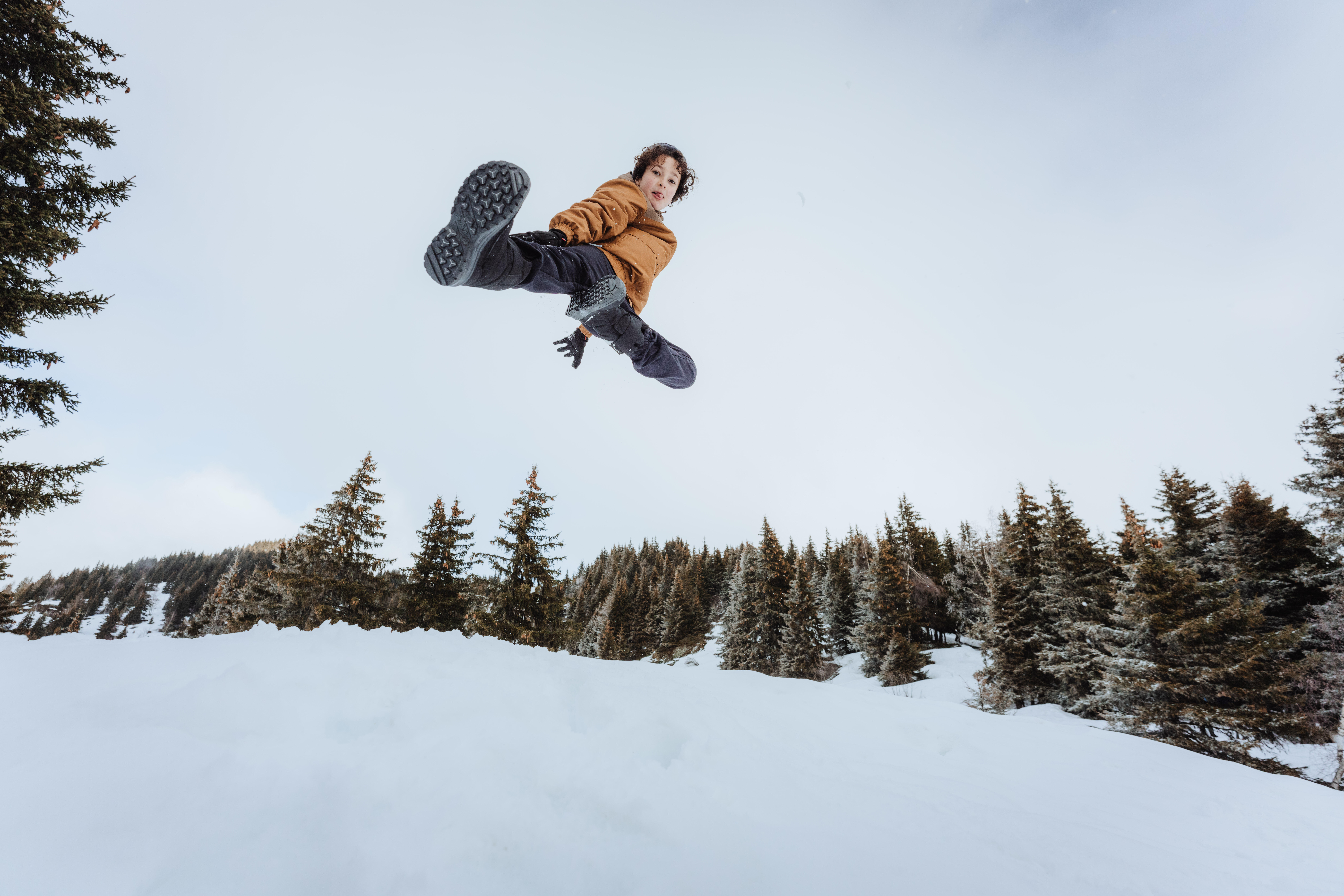 Kids’ Warm Softshell Hiking Pants, MH 500 Age 7–15 - QUECHUA