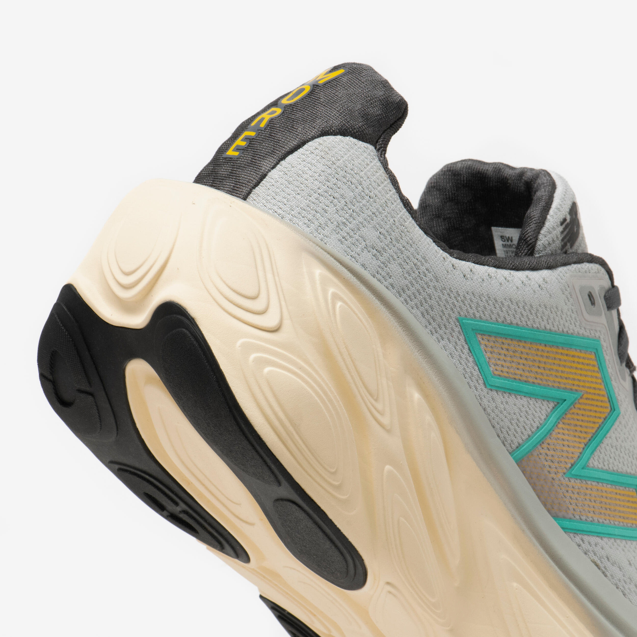 CHAUSSURE DE RUNNING HOMME NEW BALANCE FRESH FOAM MORE V5 GRIS NEW BALANCE Decathlon