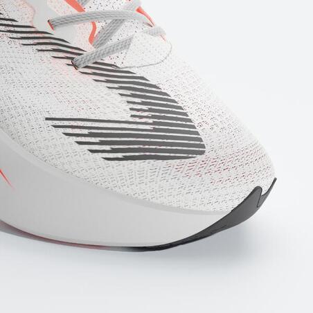 Кросівки чоловічі Kiprun KD900.2 для бігу білі/рожеві