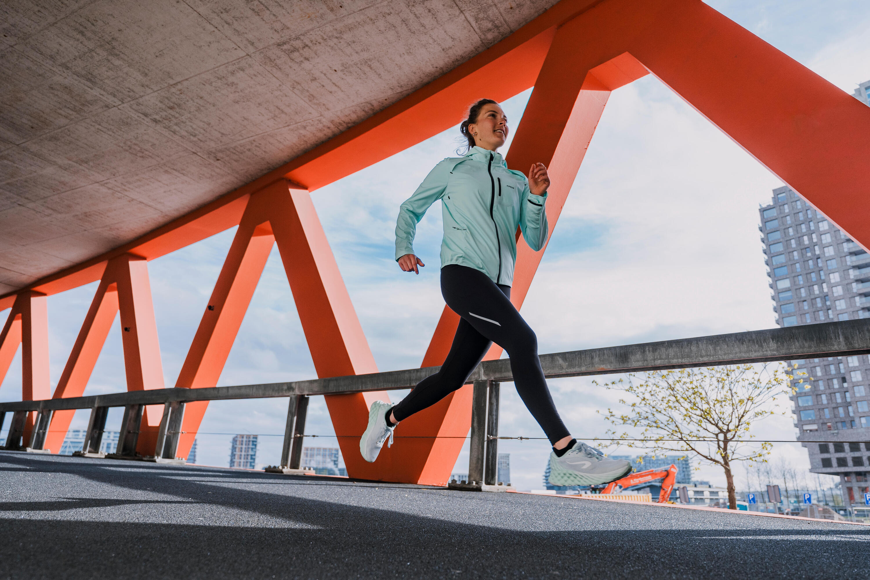 Kadın Koşu Ceketi - Açık Yeşil - Kiprun RUN 900 Warm Regul 12/12