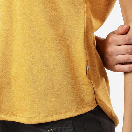 Футболка жіноча NH500 для туризму