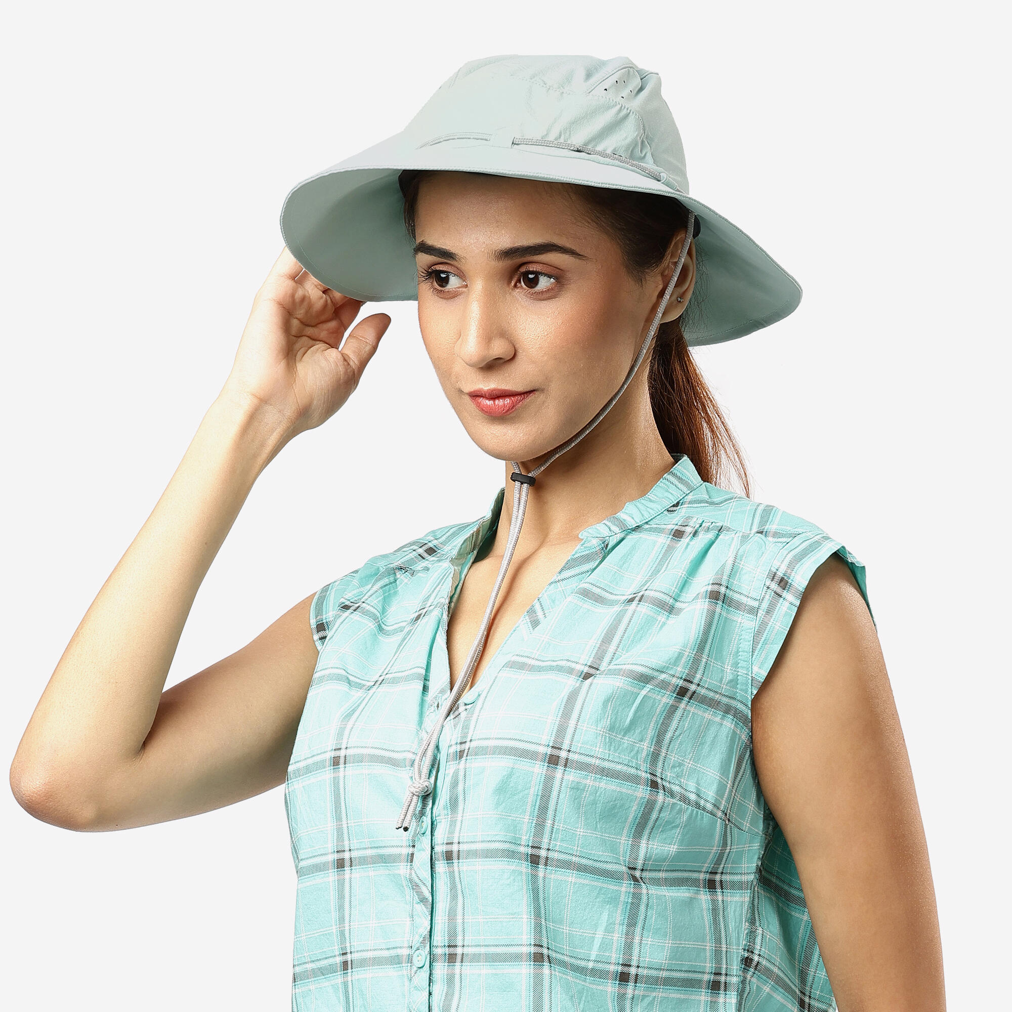 FORCLAZ Sombrero de montaña y trekking protección solar Adulto Forclaz MT500