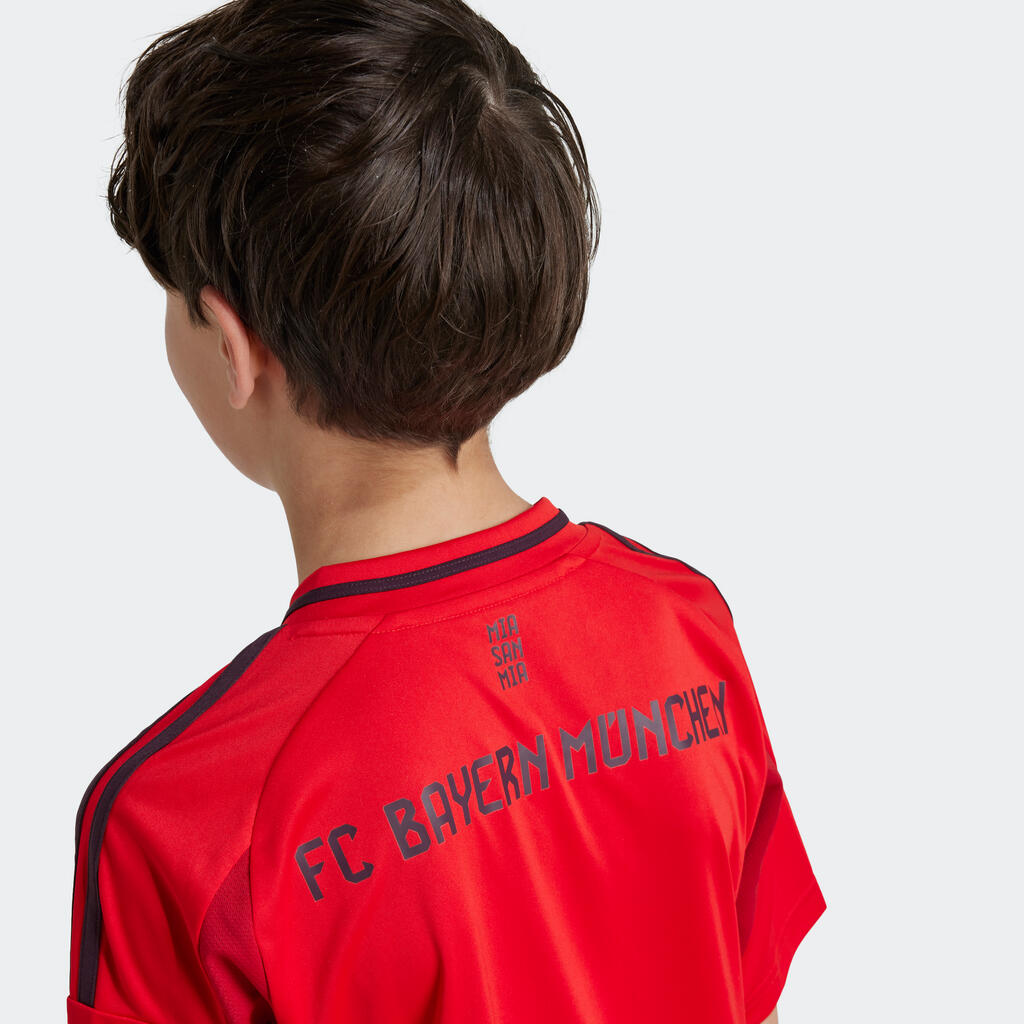 Vaikiški Miuncheno „Bayern“ rungtynių namų aikštelėje marškinėliai, 2024–2025 m.