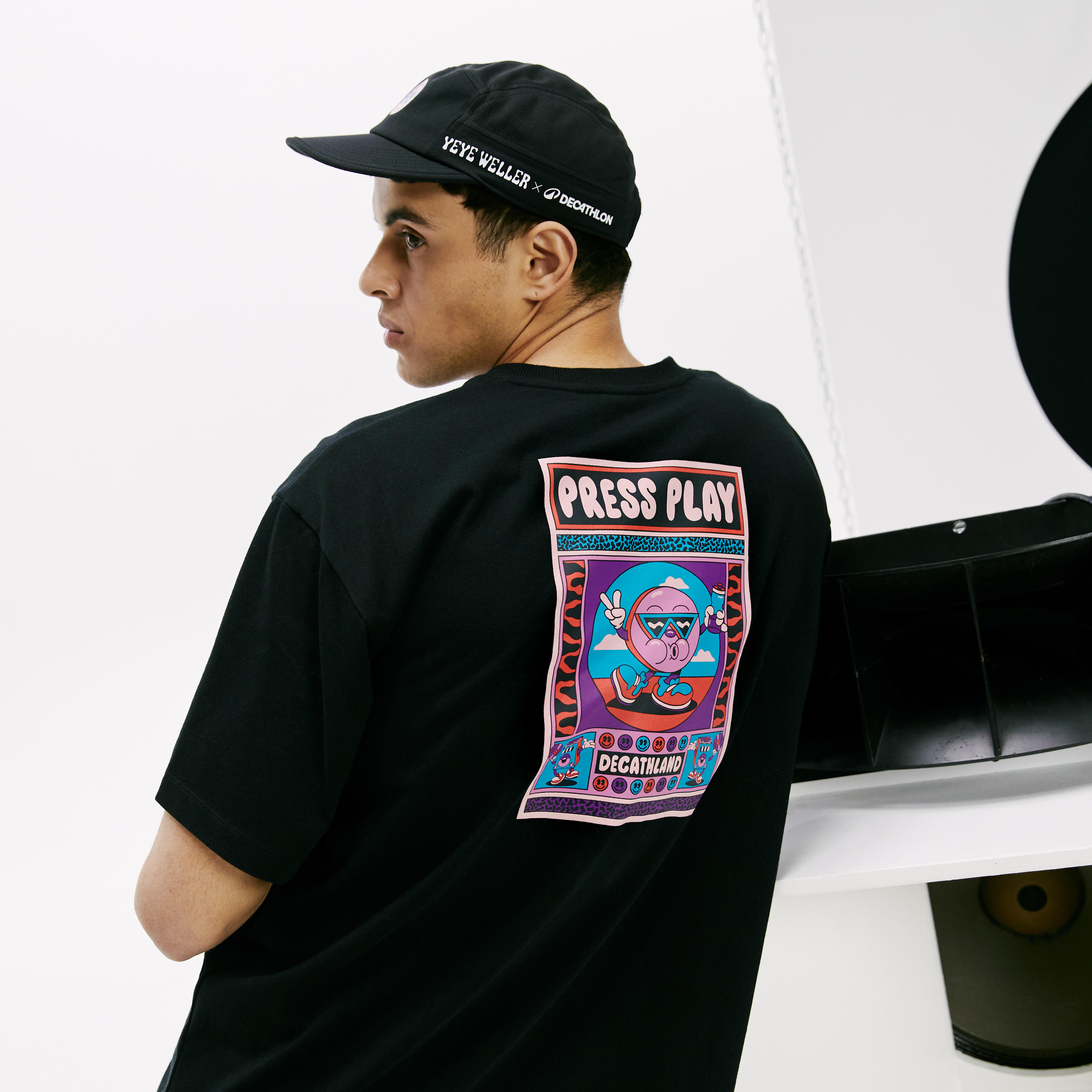 Camiseta oversize estampada DECATHLON x YEYE WELLER Mixta Negro