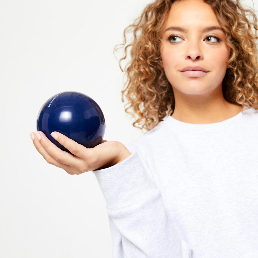 Pelota lastrada de pilates azul de 900 g