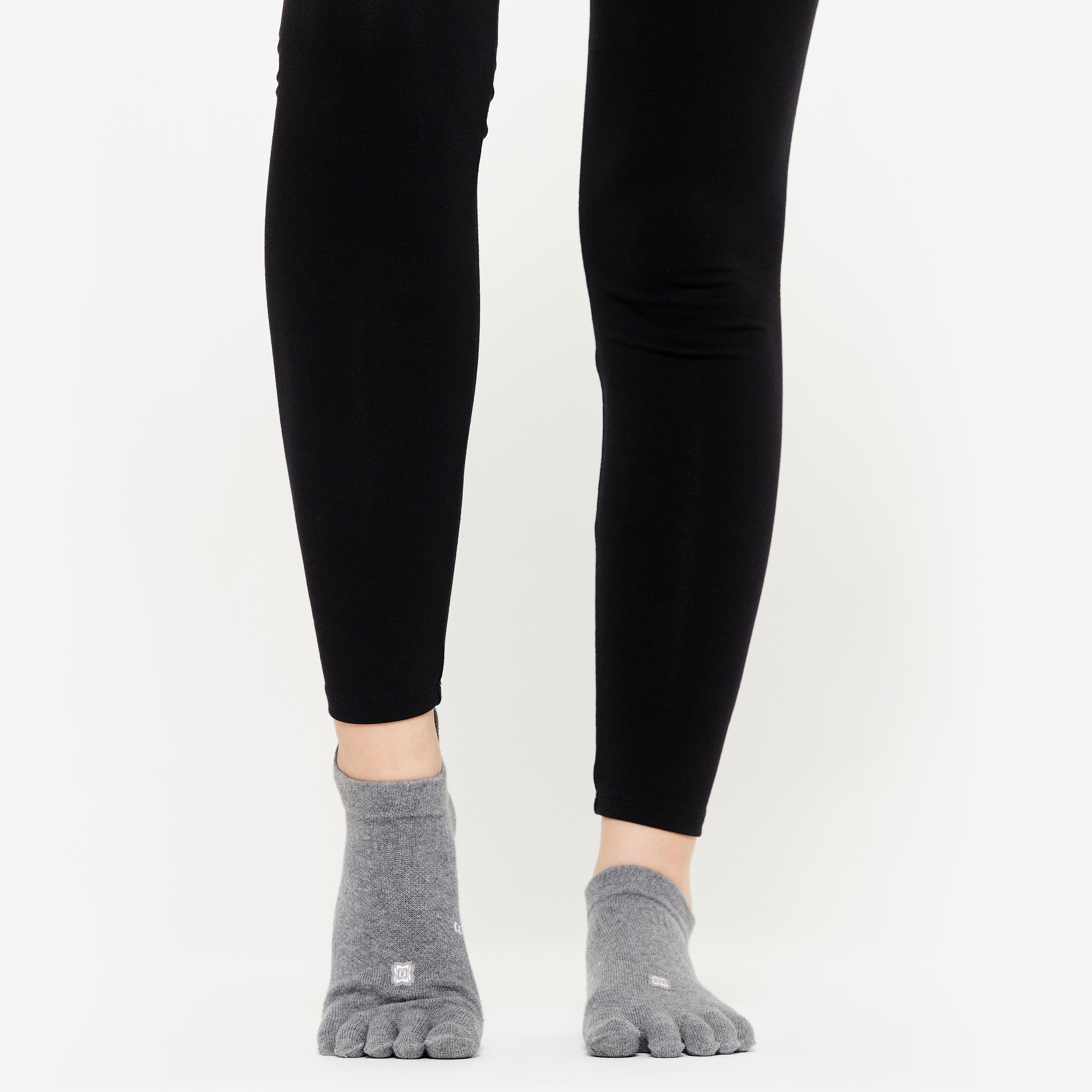Chaussettes de yoga antidérapantes – gris - KIMJALY