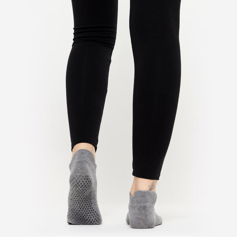 Gri Kaymaz 5 Parmaklı Spor Çorabı - Yoga