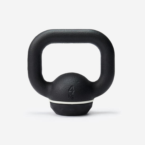 Kettlebell Corength 4 kg częściowo z recyklingowanego żeliwa.