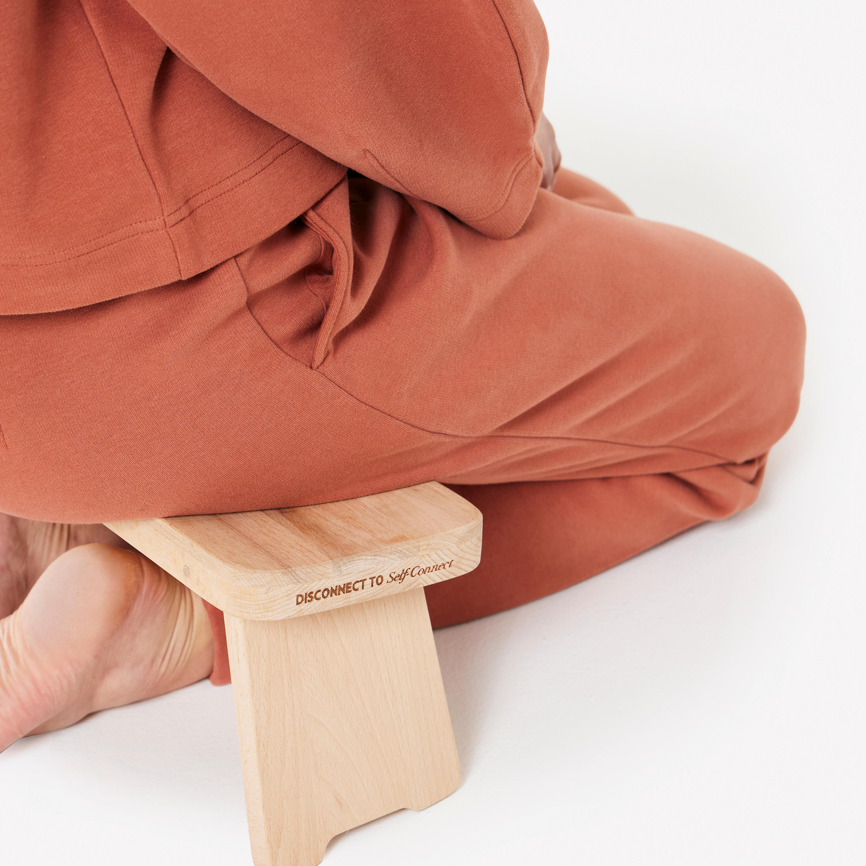 Foldable Yoga and Meditation Bench - Beechwood 4/4