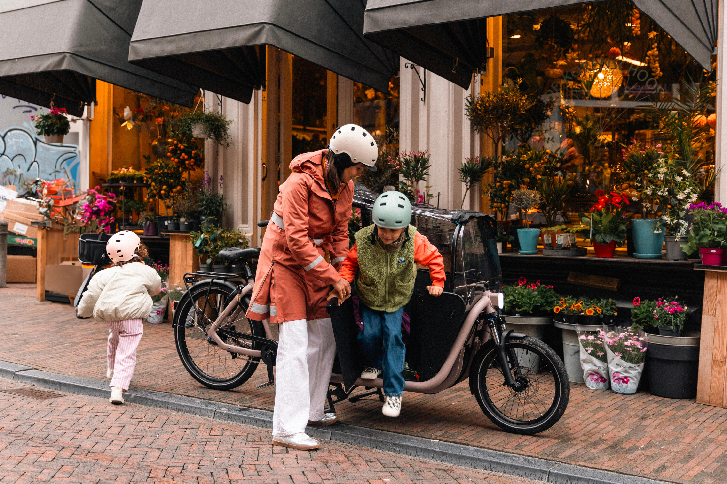 E-Lastenfahrrad Cargobike Long John F900E Family taupe 33/35