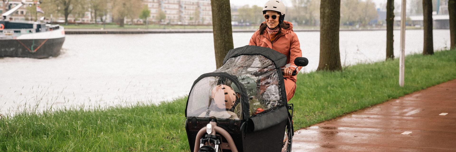 Wie fährt man mit dem Velo im Regen?
