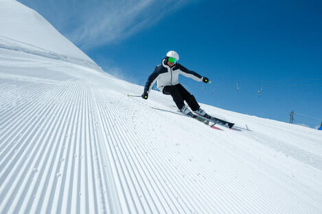 Ski de Pista: Todo lo que necesitas para deslizarte en el centro de ski