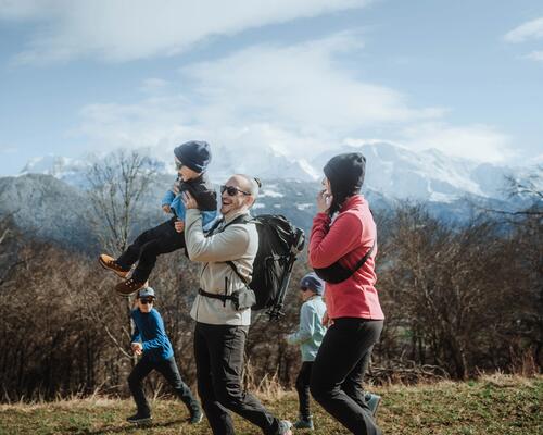 Défis sportifs : activités pour les enfants et les parents à la maison