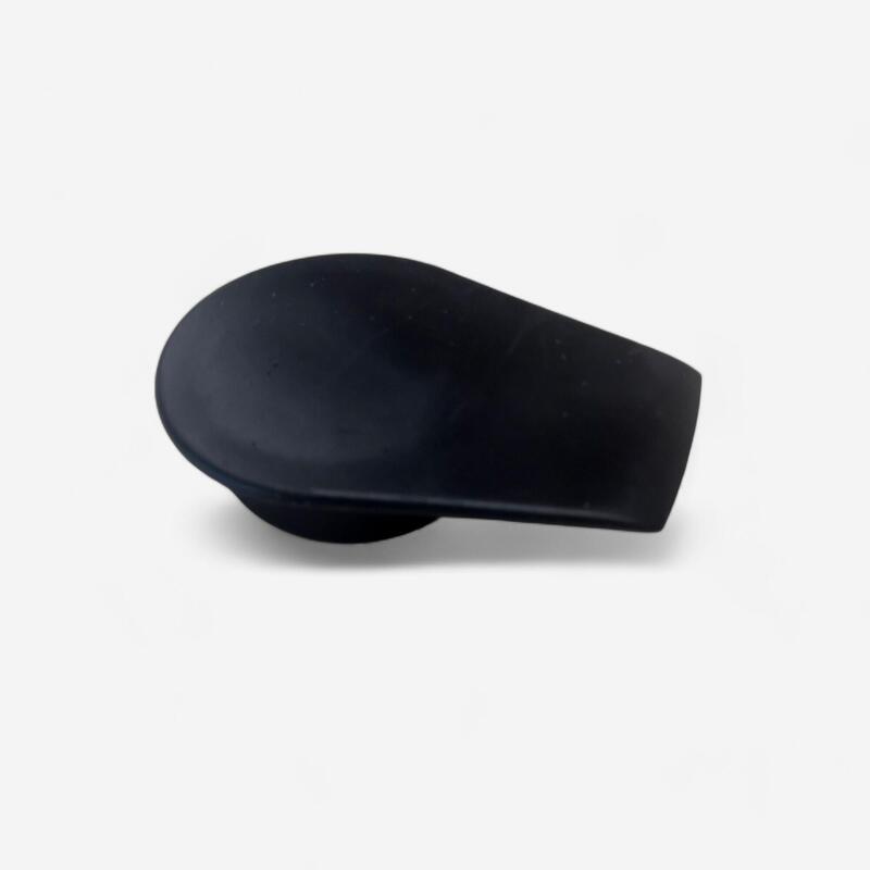 Bouchon base plastique, pièce détachée punching ball, boxing machine 100