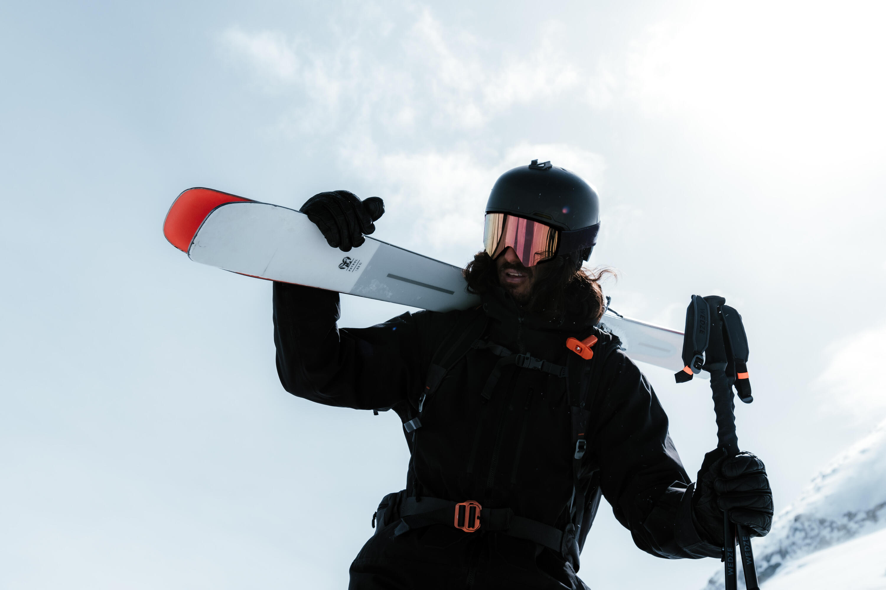 All-Mountain-Ski aus Titanal mit Tyrolia Attack LYT 13-Bindungen, Patrol 105Ti 16/20