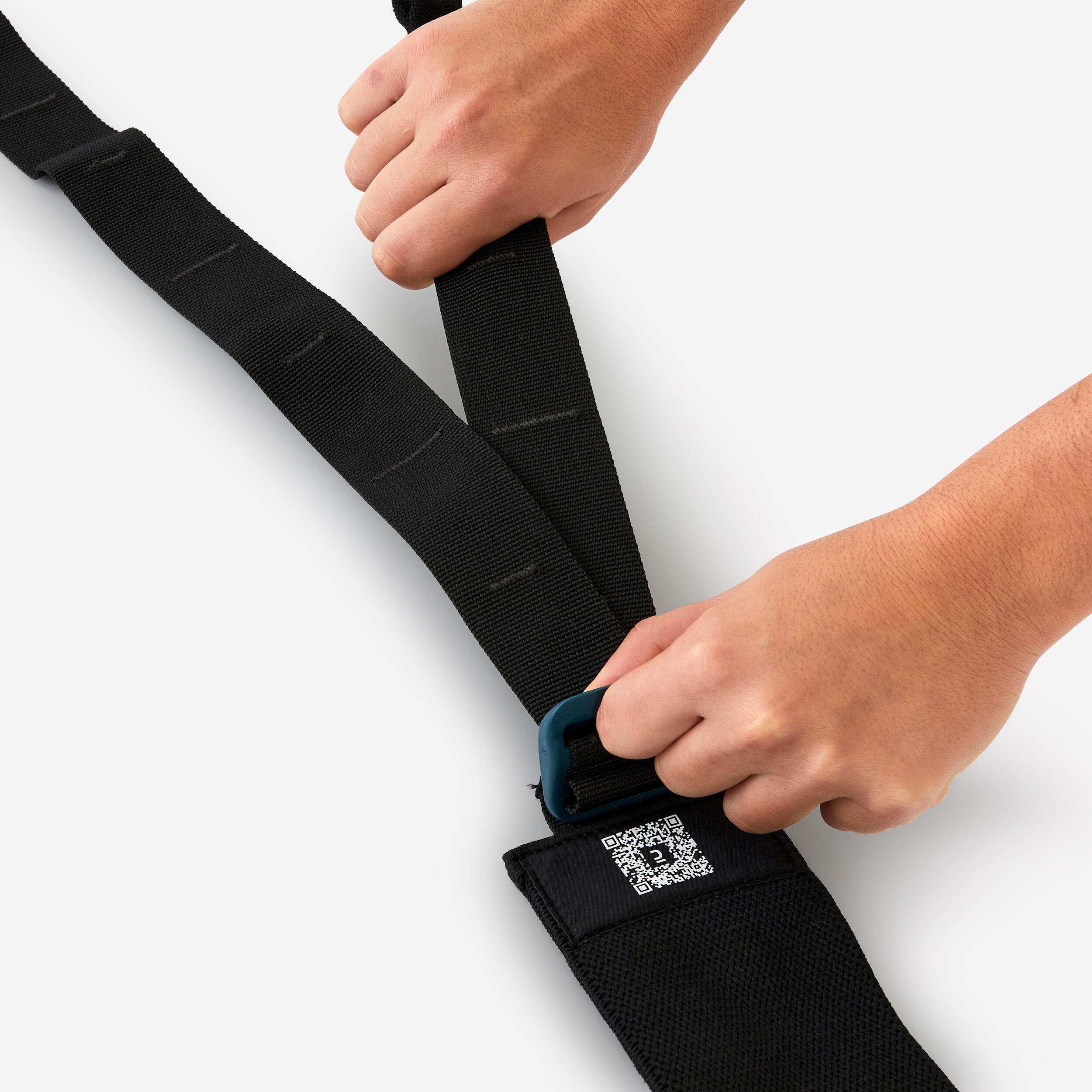 Adjustable elastic for traction assistance