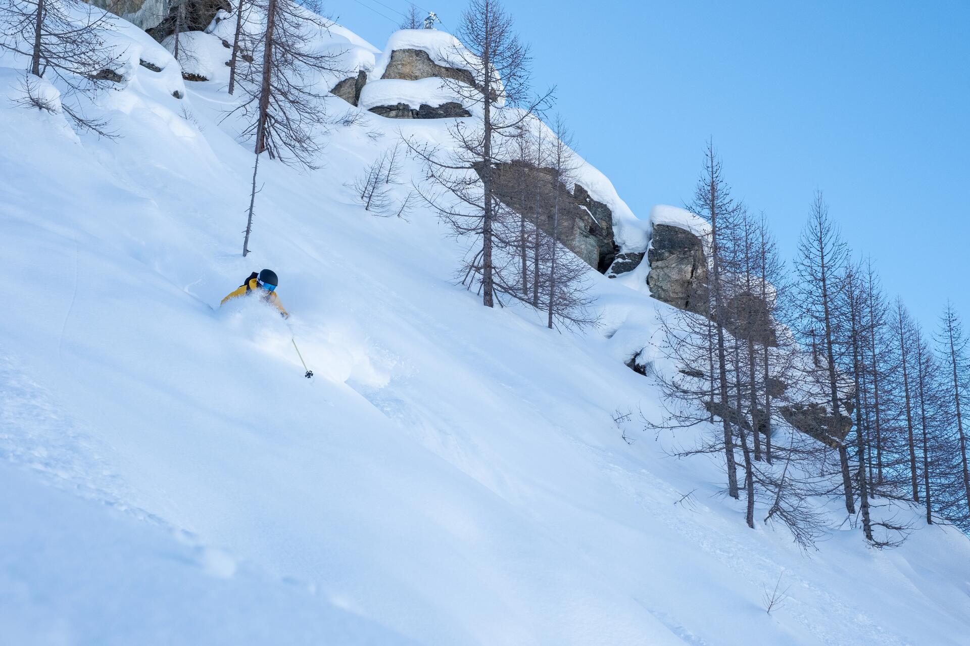 CUM SĂ ALEGI OCHELARII DE SCHI SAU SNOWBOARD
