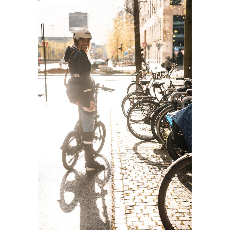 Waterdichte hoge fietsoverschoenen stadsfiets 940 zwart