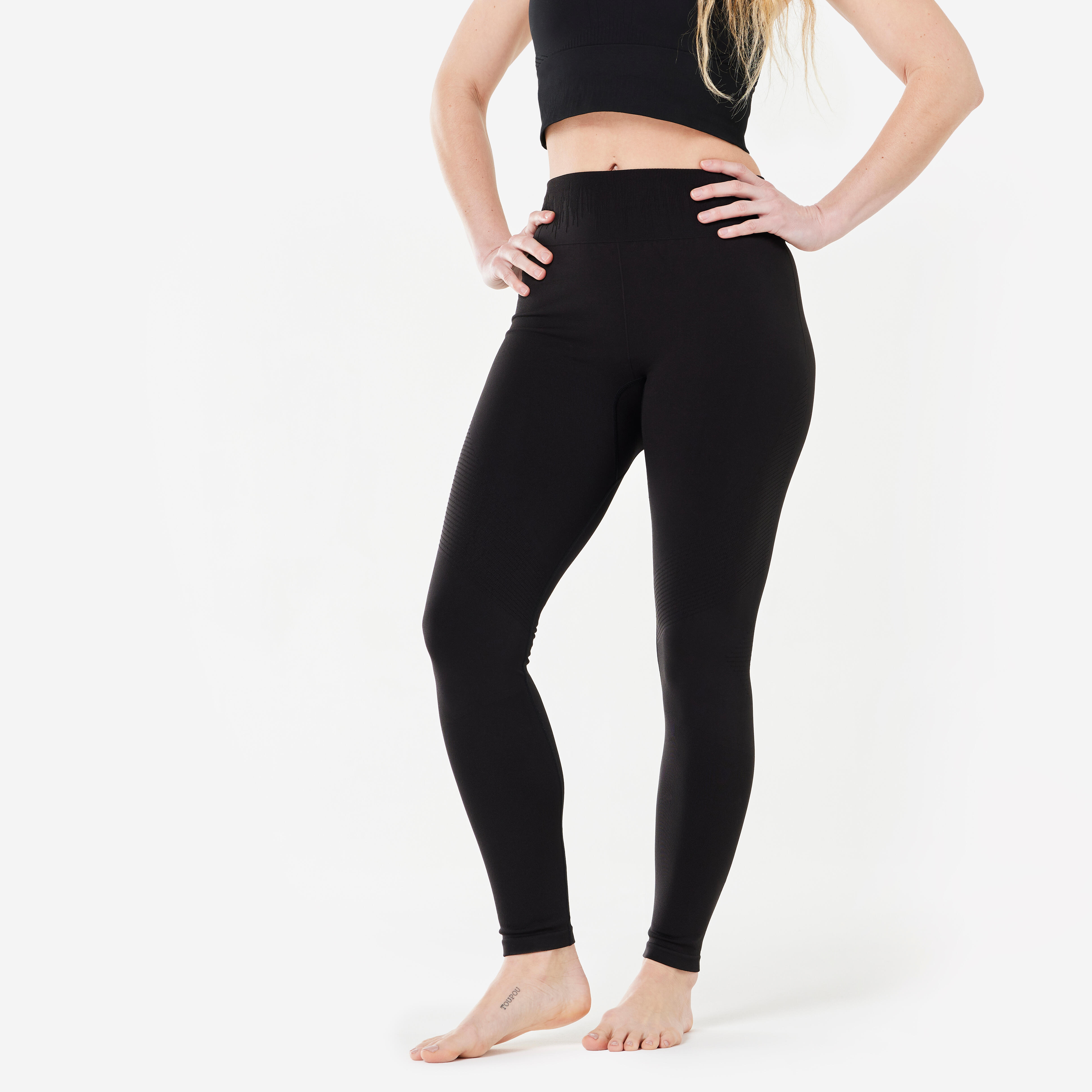 LEGGINGS NERI LUNGHI DA YOGA SENZA CUCITURE