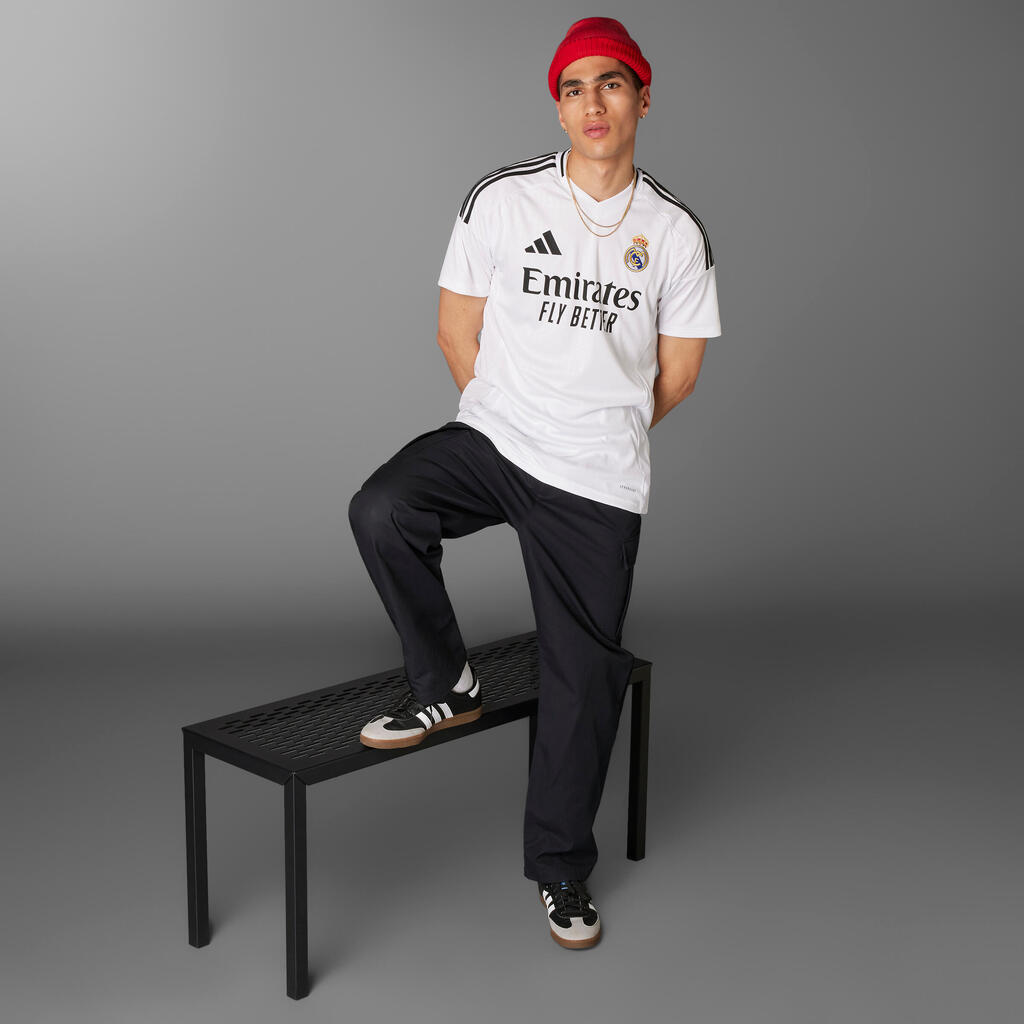 Suaugusiųjų Madrido „Real“ rungtynių namų aikštelėje marškinėliai, 2024–2025 m.