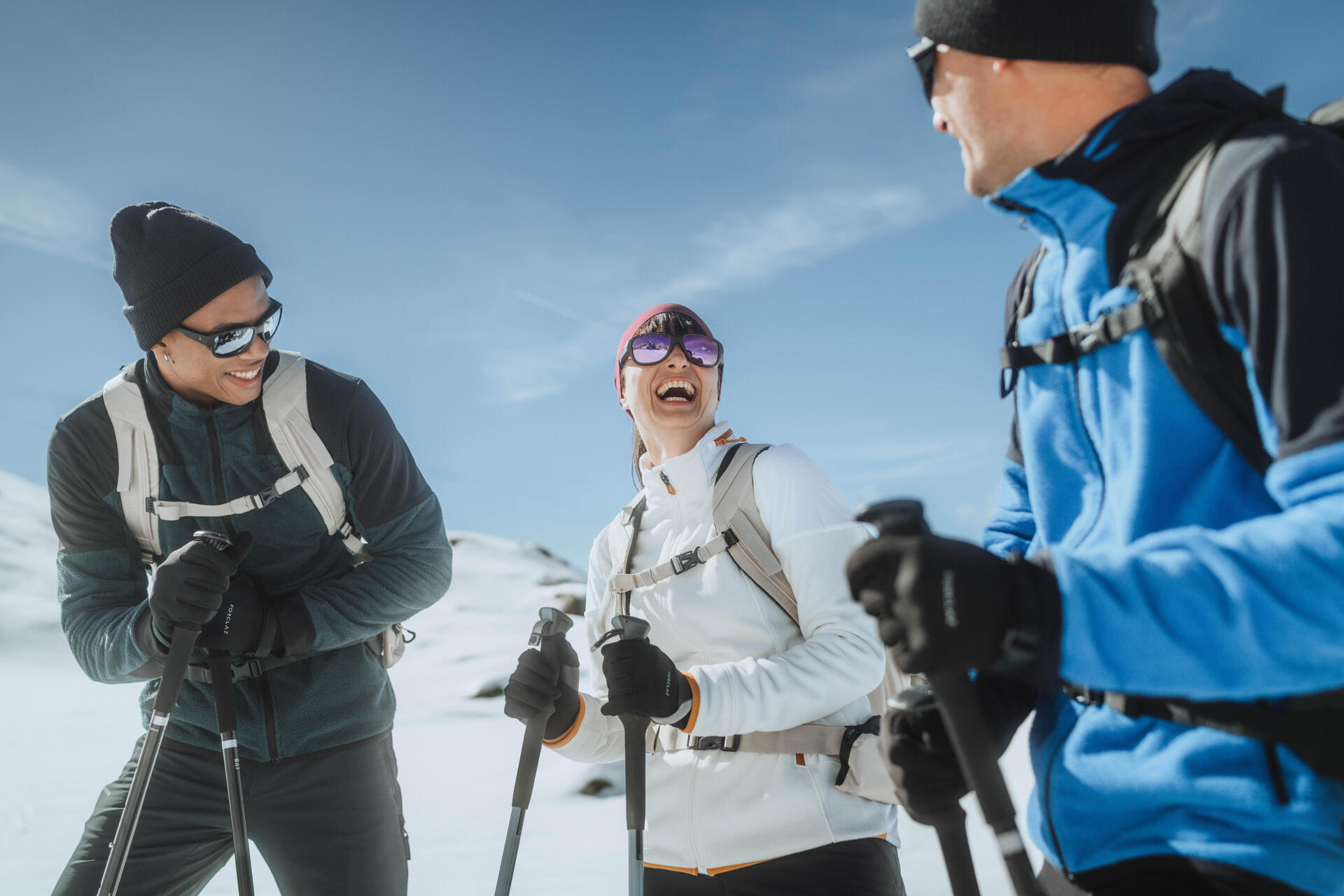 Randonner l'hiver :  comment bien s'équiper de la tête aux pieds