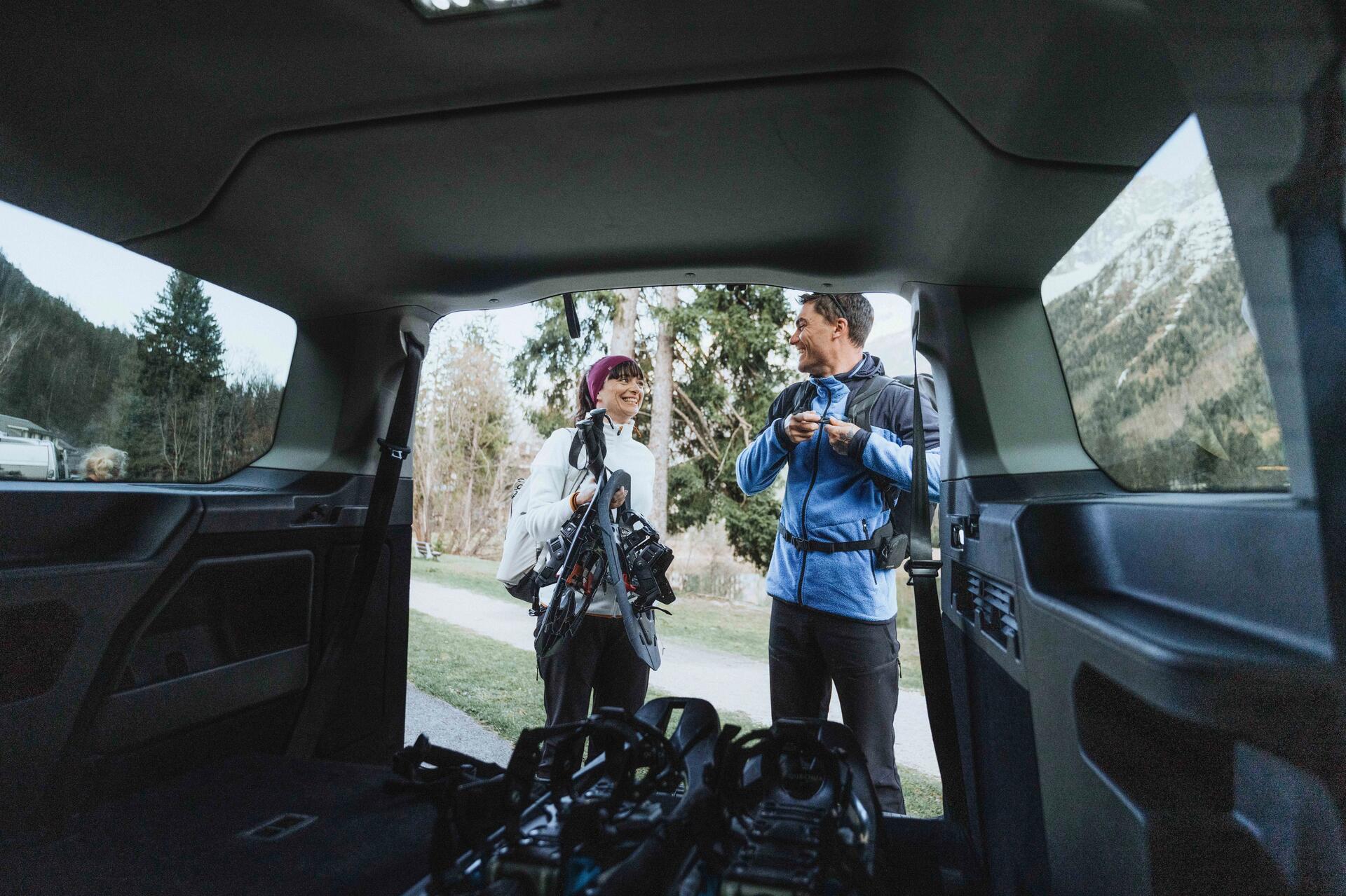 Raquette à neige marches et randonnées sur sentiers plats ou vallonnés
