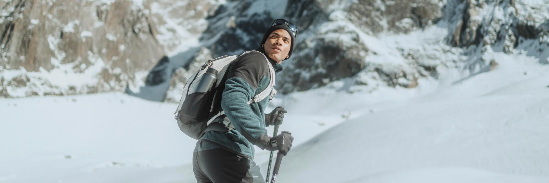 Choisir entre raquettes et grips pour la randonnée neige : conseils quechua