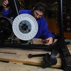 CHANGEMENT ROUE D'INERTIE VELO ELLIPTIQUE