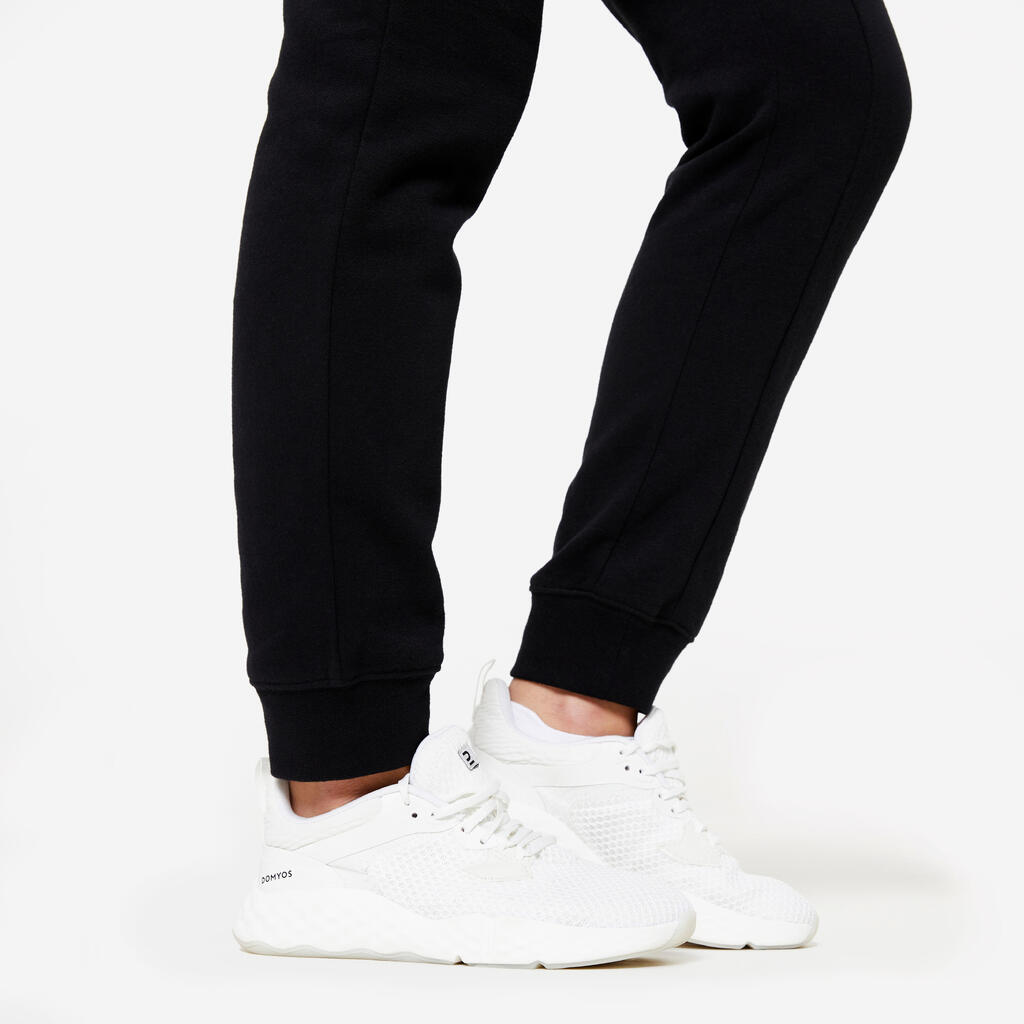 Hlače od flisa za fitness Slim-Fit zelene