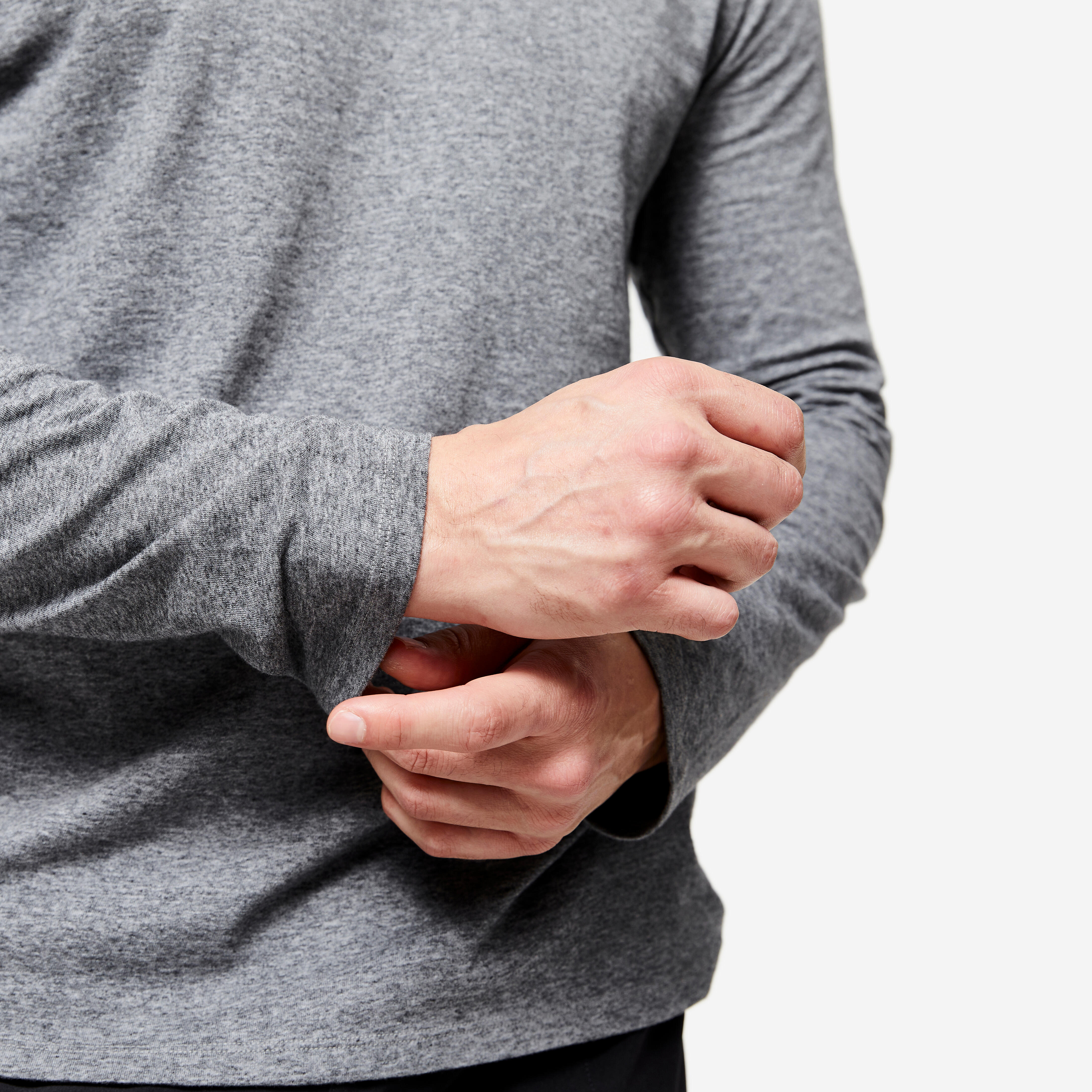 Men T-Shirt Long Sleeve Regular Fit 100 for Gym-Grey