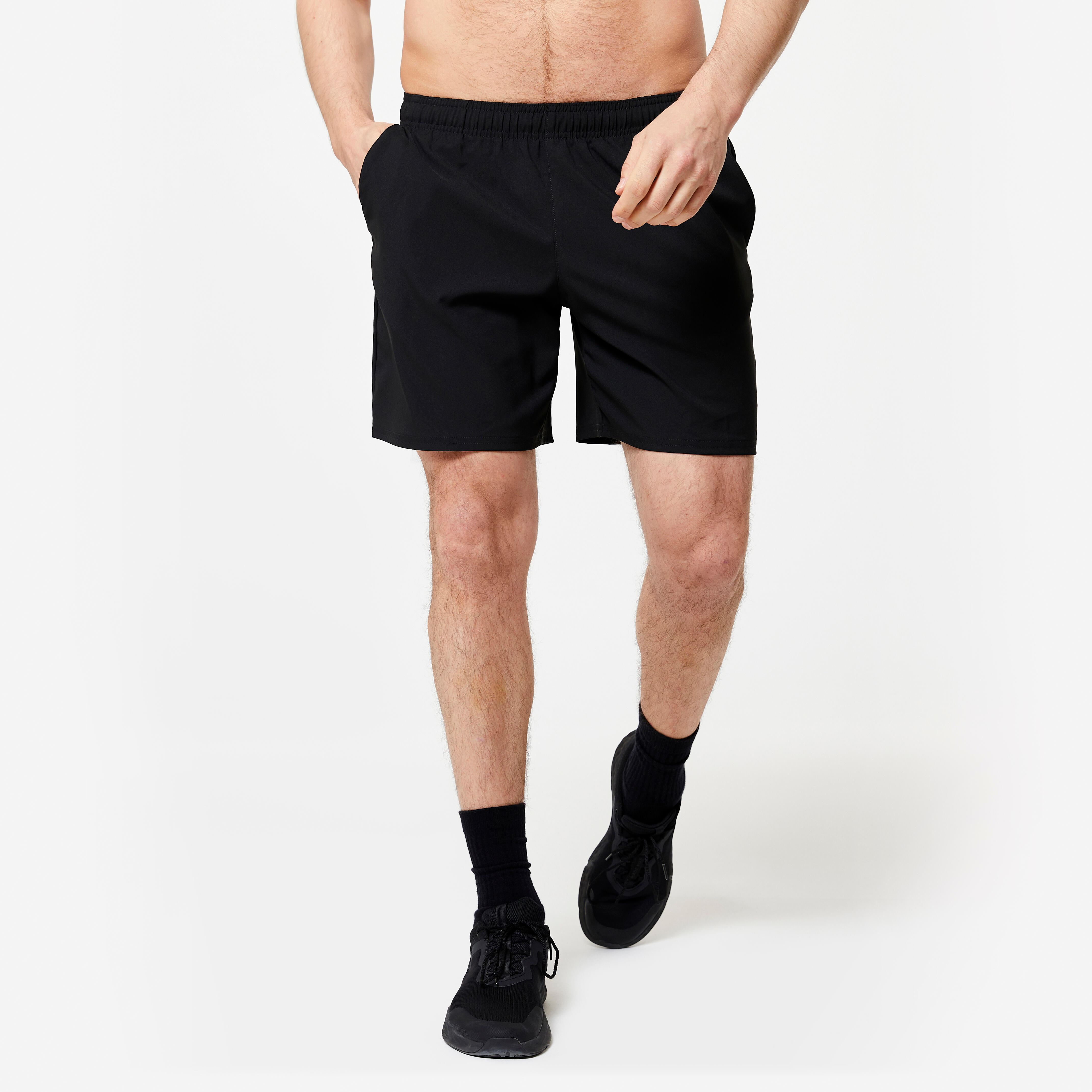 Men's breathable performance cross-training shorts with zipped pockets - black