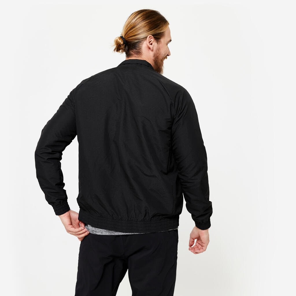 CHAQUETA FITNESS HOMBRE NEGRA ESTÁNDAR TRANSPIRABLE