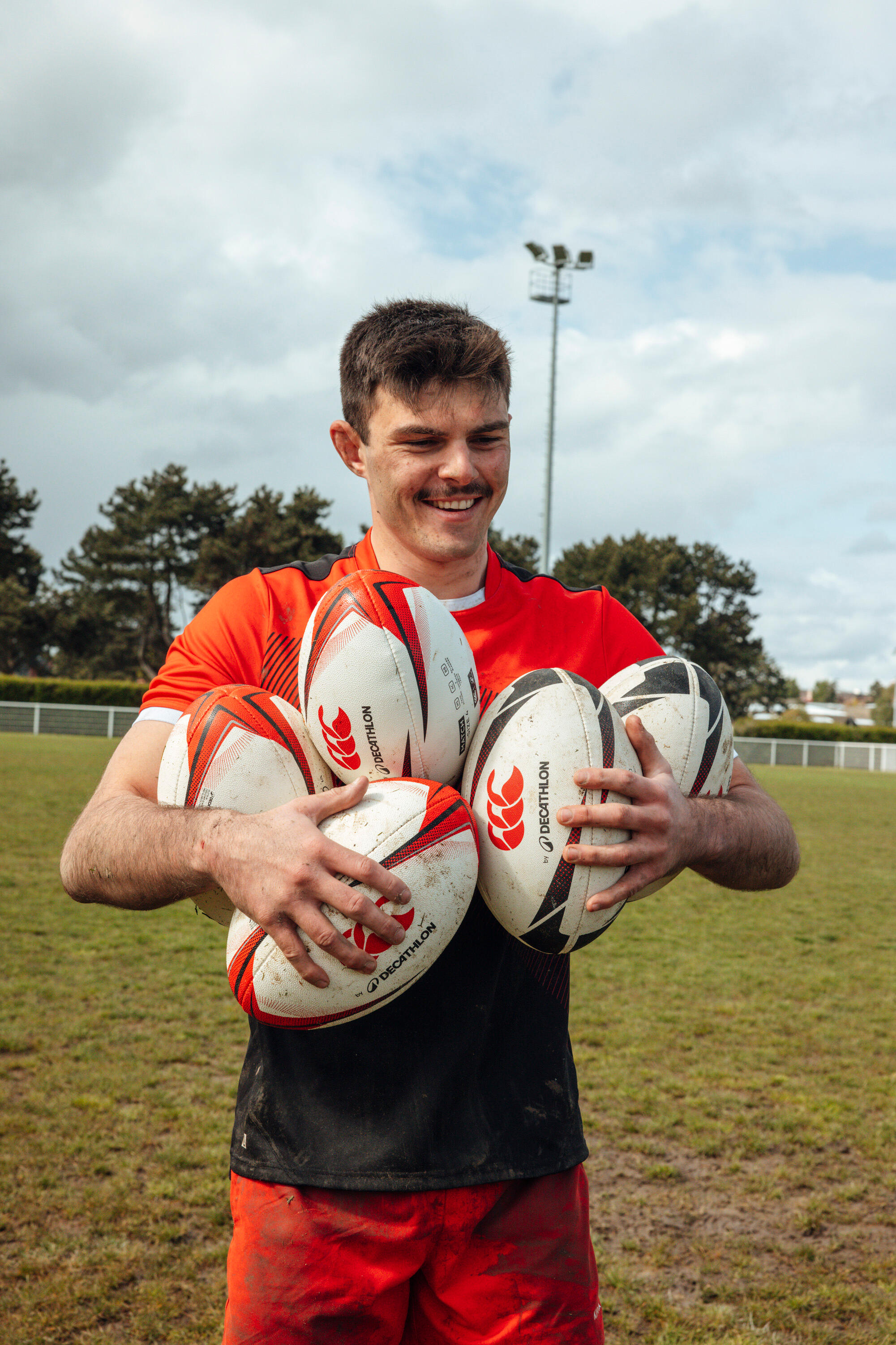 Ballon de rugby d'entrainement taille 5, Decathlon | Canterbury noir 9/10