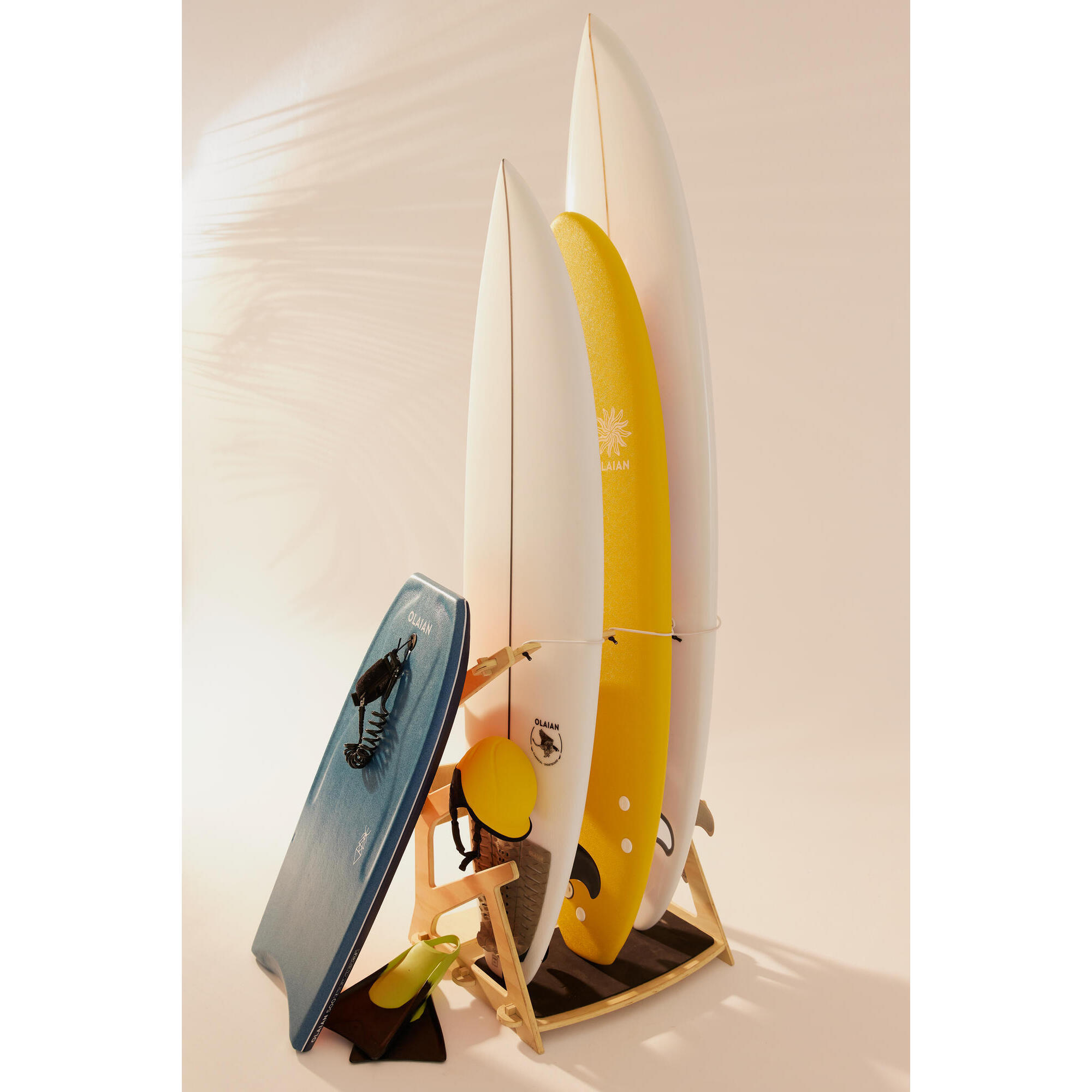 Self-supporting SURF RACK for 3 boards vertical or horizontal storage