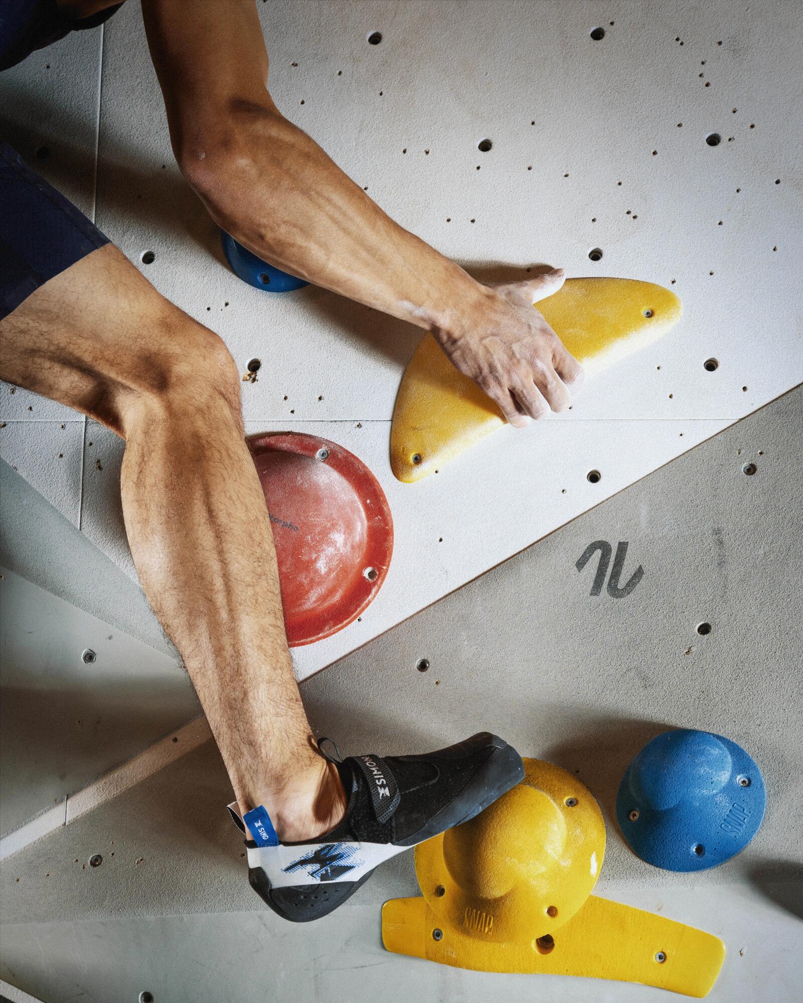 Klimschoenen en boulderschoenen