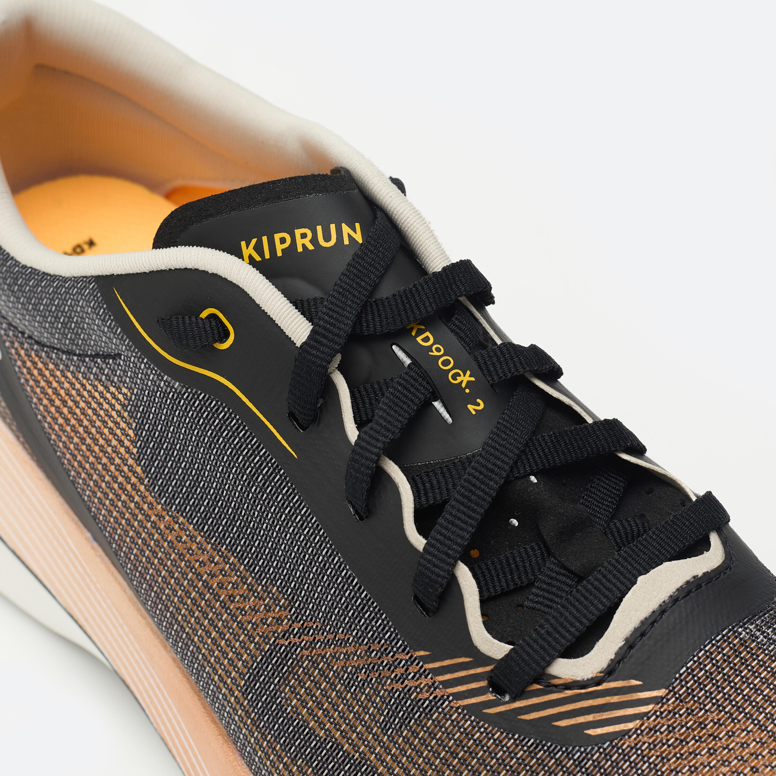 KIPRUN (キプラン) ランニング メンズ シューズ カーボンプレート搭載