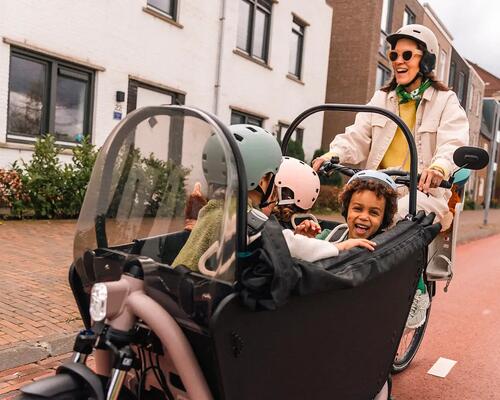 Quels sont les accessoires obligatoires et recommandés pour le vélo ?