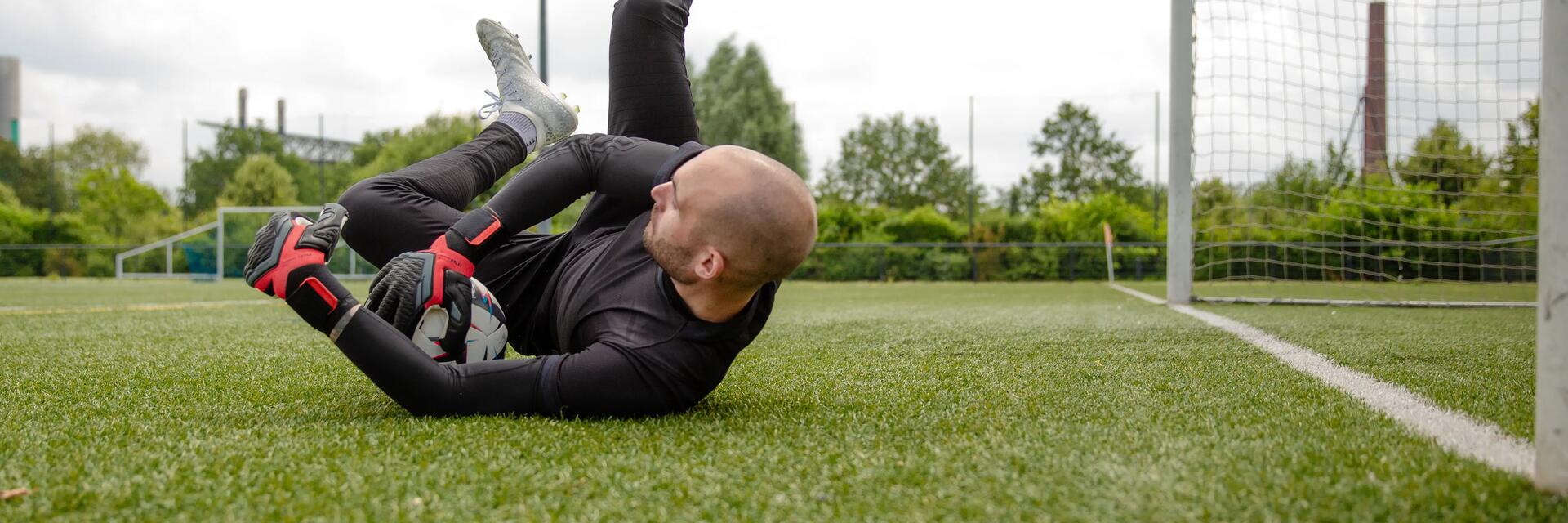 Hogyan kell megfelelően tisztítani és karbantartani a futballmezt?