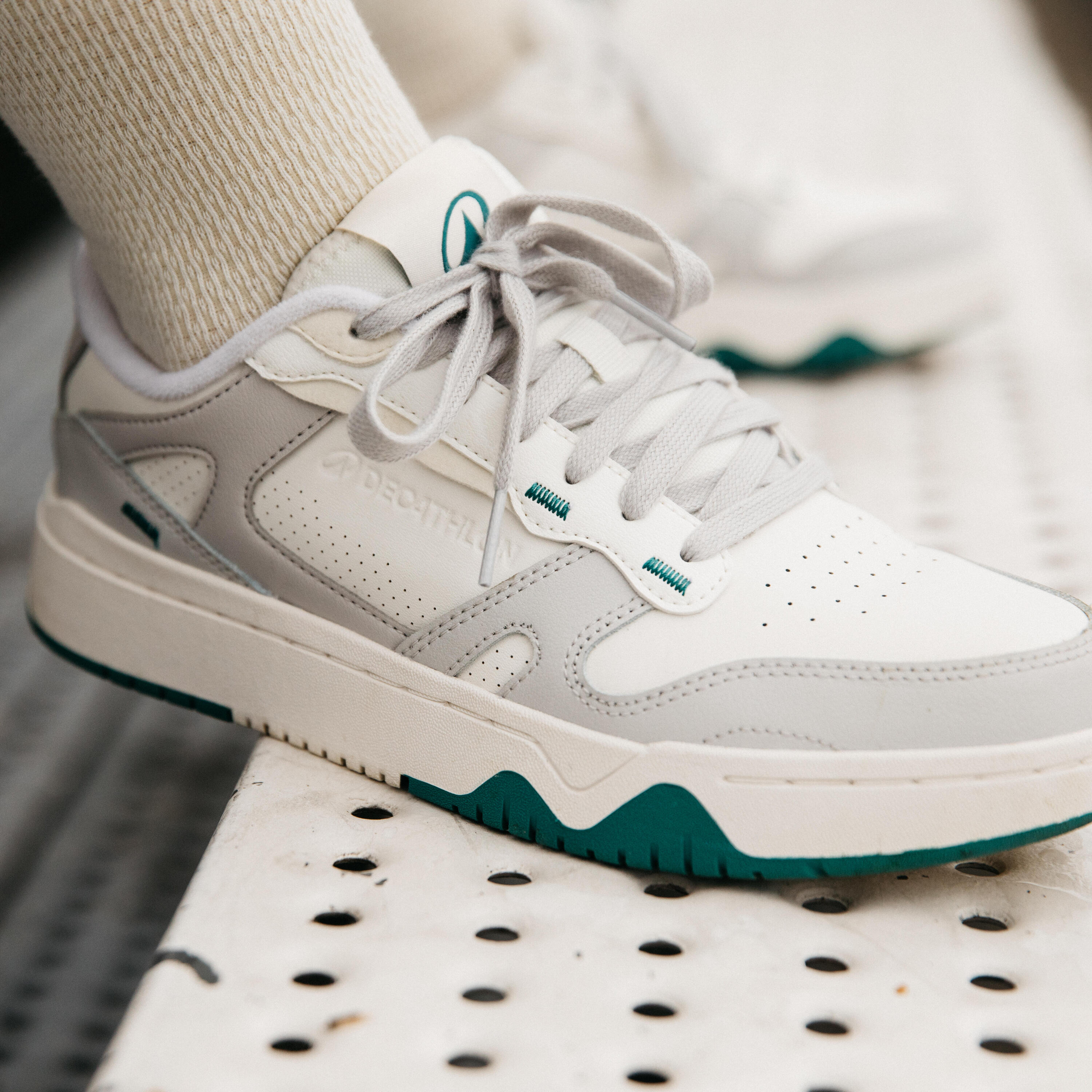 Zapatillas CJ80 Mujer Gris-Verde Piel 8/15