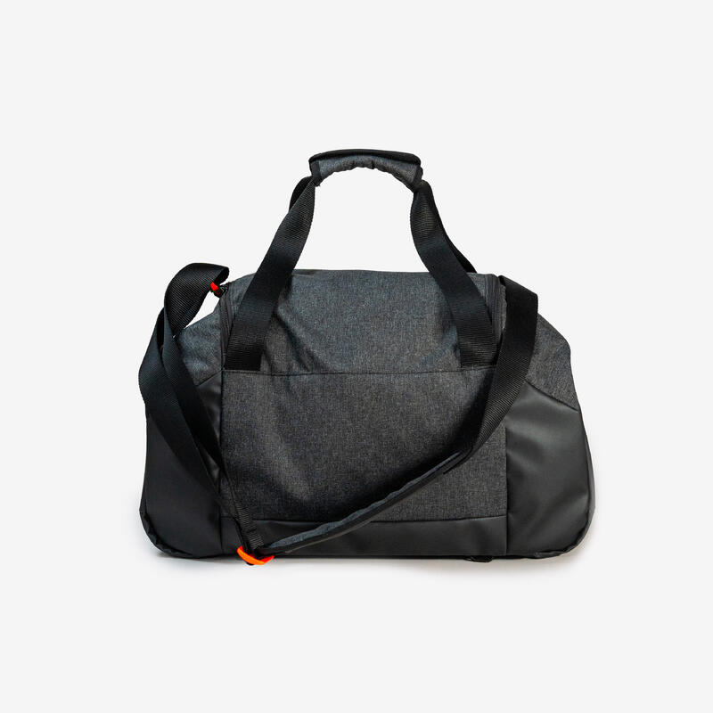 Bolsa de deporte con fondo rígido repelente al agua 35L, Academic negro