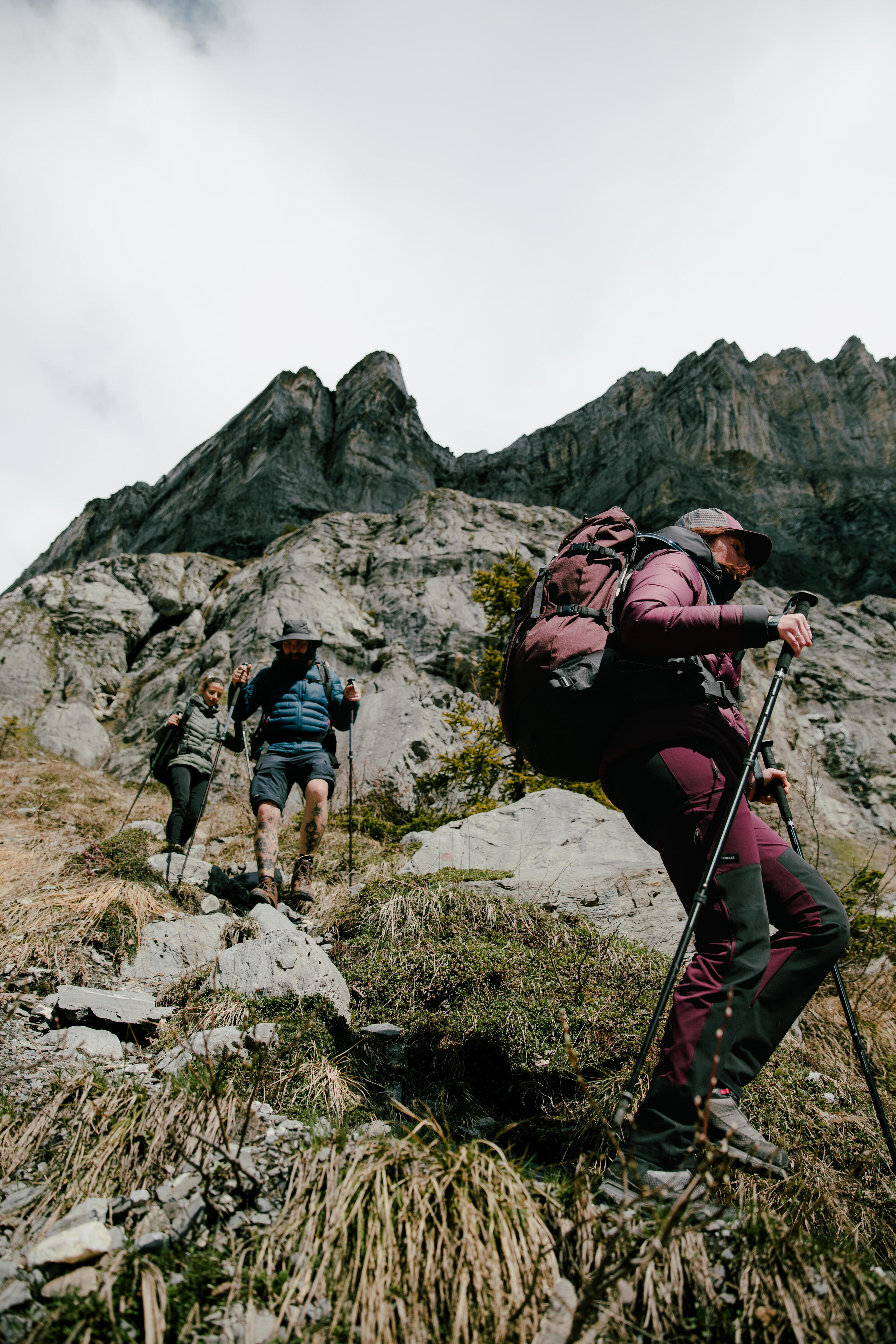 Calças de Trekking montanha resistentes à água - MT900 Mulher 9/10