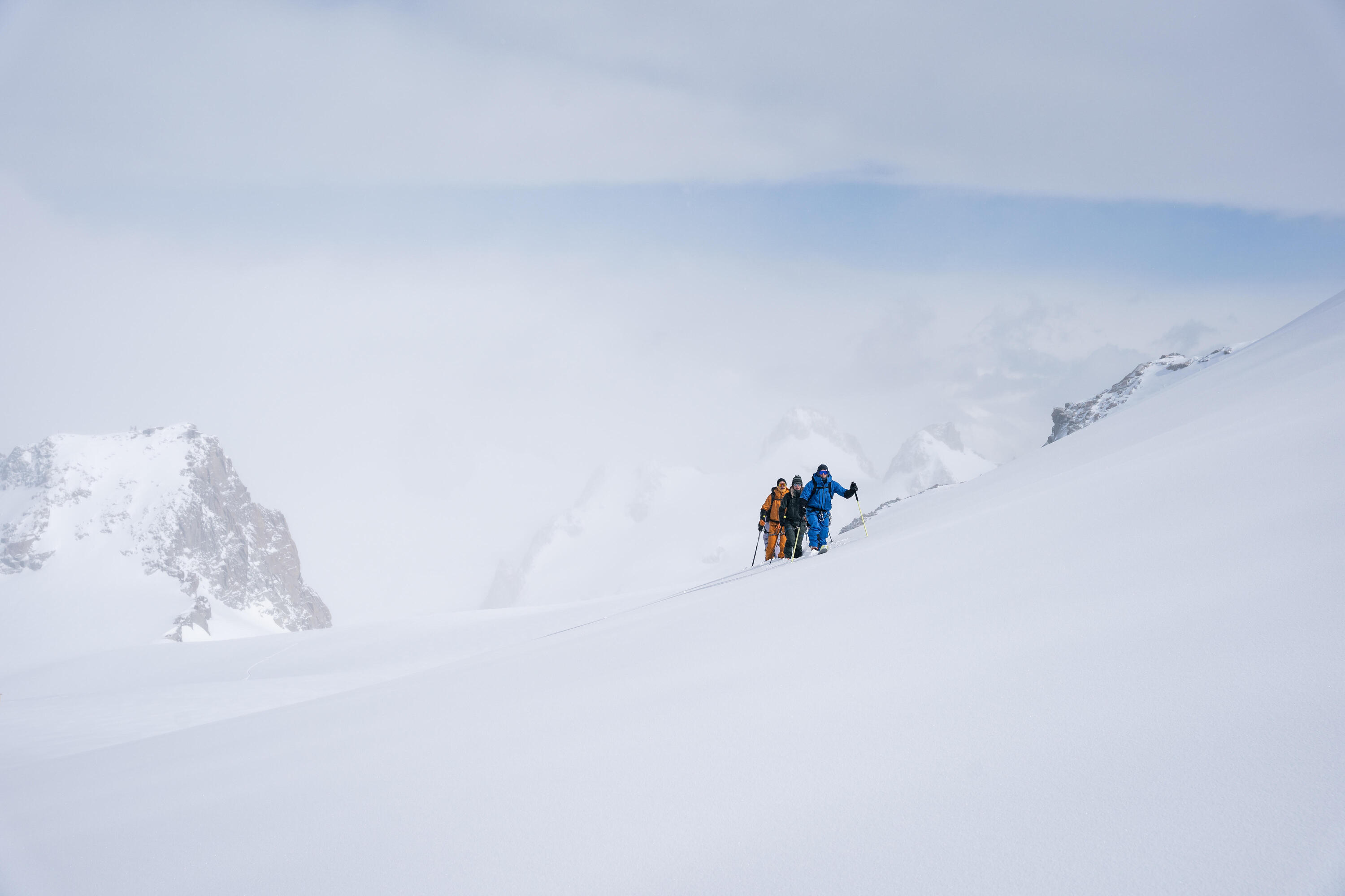 Ski de randonnée avec fixations et peaux, Wilder 85 18/24
