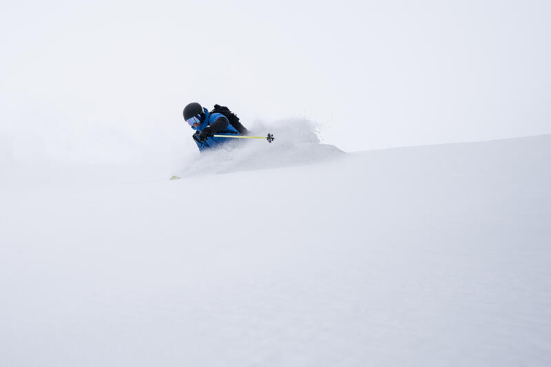 On Piste co to znaczy. Czyli narty do jazdy na stoku