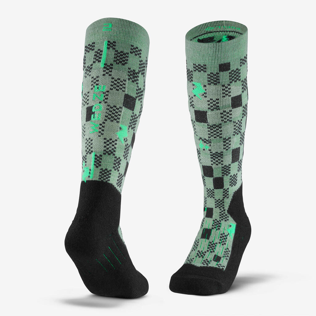 CHILDREN'S SKI AND SNOWBOARD SOCKS 100 - GREEN PATTERNED