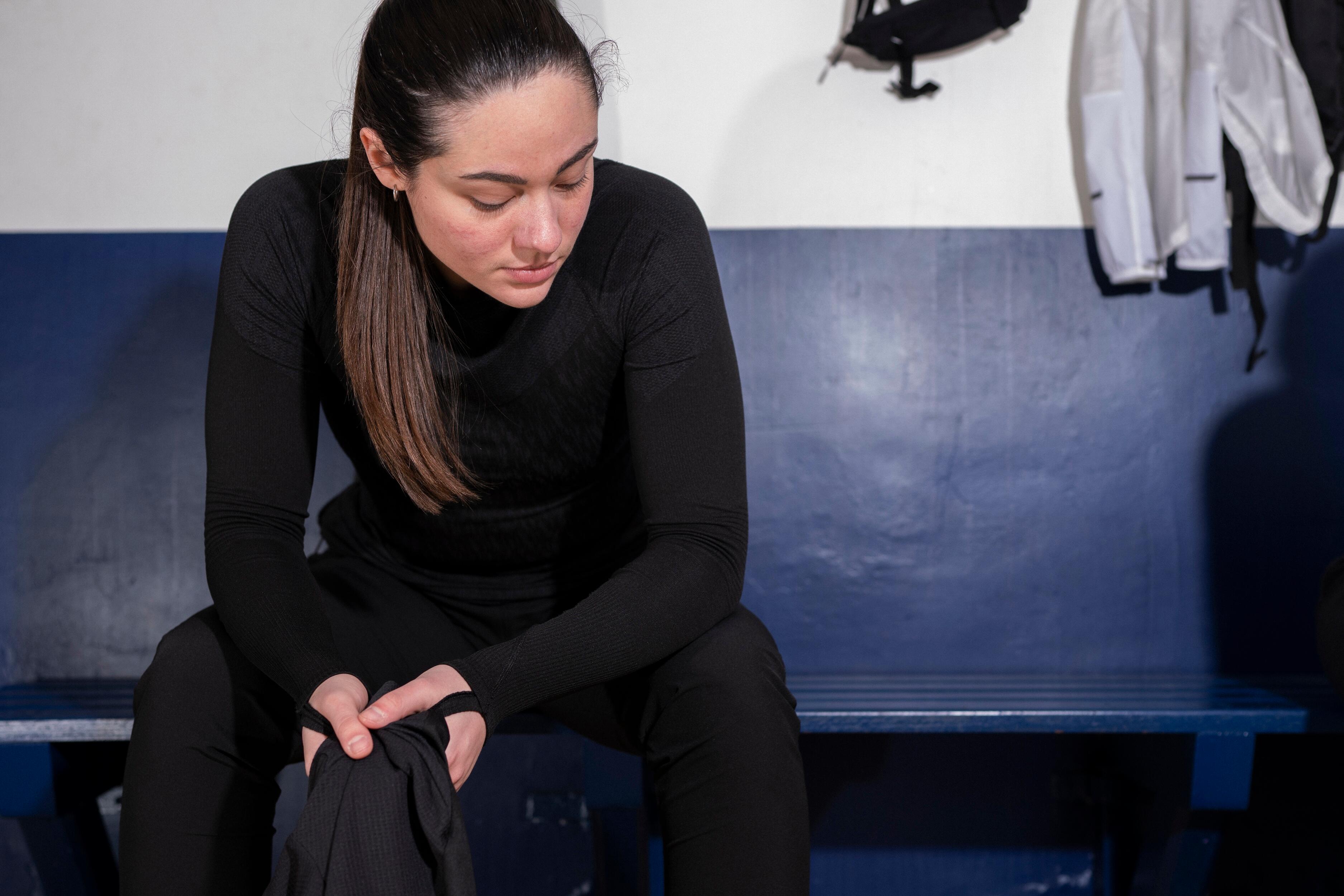 Soccer Long-Sleeved Seamless Thermal Base Layer Top, Keepdry - KIPSTA